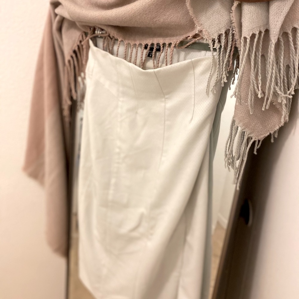 High Wasted Skirt